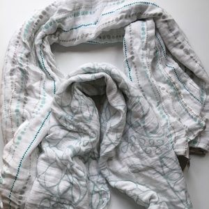 Aden + Anais bamboo swaddle blankets.